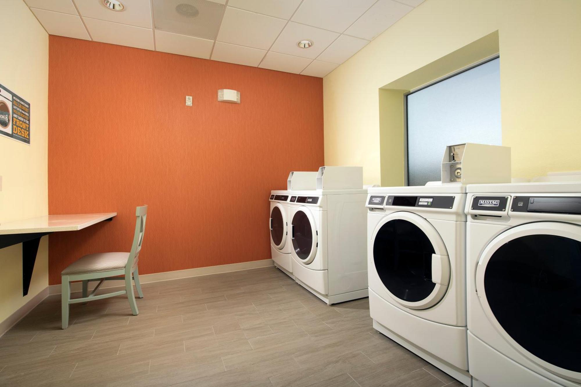 Home2 Suites By Hilton Denver International Airport מראה חיצוני תמונה